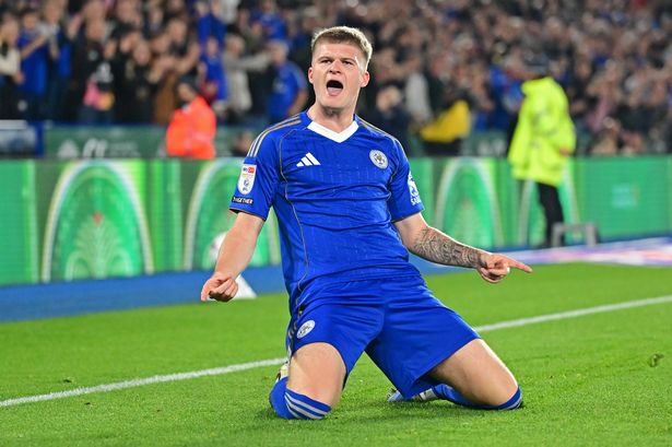 Jordan James gjorde sitt första mål för Foxes