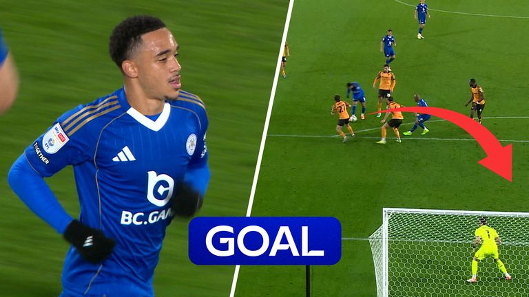 Aaron Ramsey gjorde mål för andra matchen i rad, det hjälpte dock inte, Leicester förlorade 2-1 mot Hull City